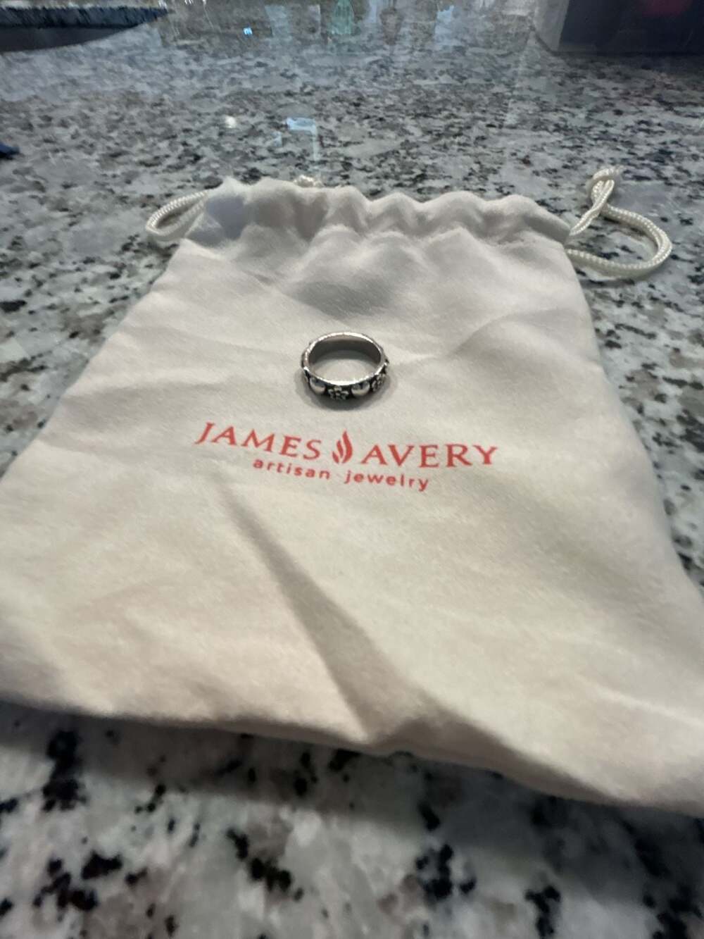 James Avery Sterling Silver Hearts and Flowers Band Ring